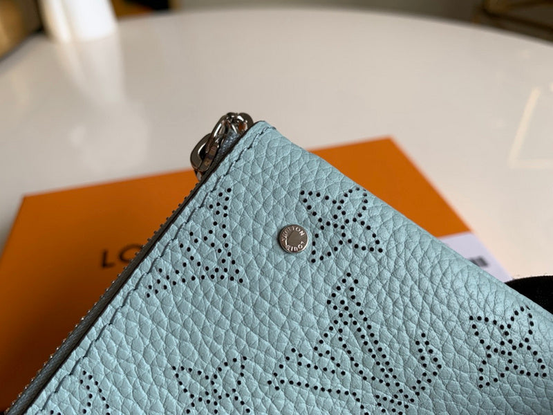 Luxurious Totes - Latest - 824