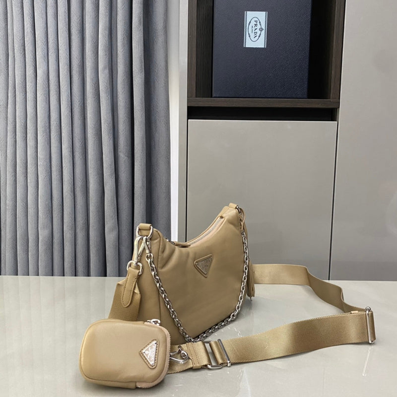 PDA - Luxurious Totes - 043