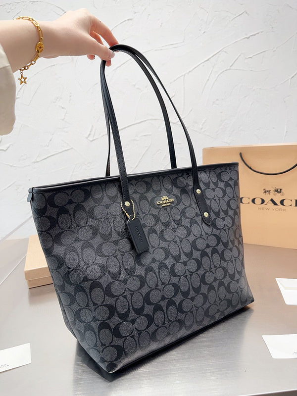 Luxurious Totes - CCH2 Bags - 151