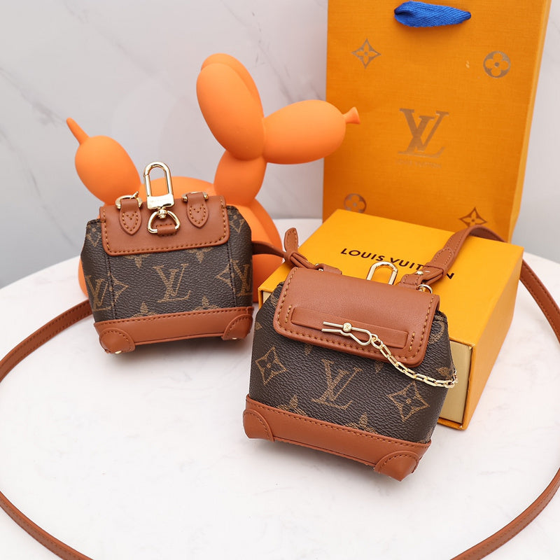 LOV - Luxurious Totes - 2080