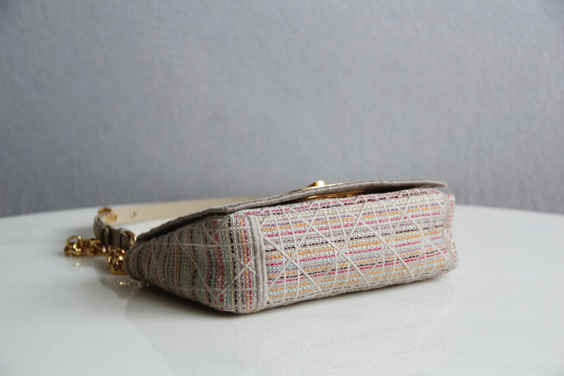 Luxurious Totes - Latest - 6511