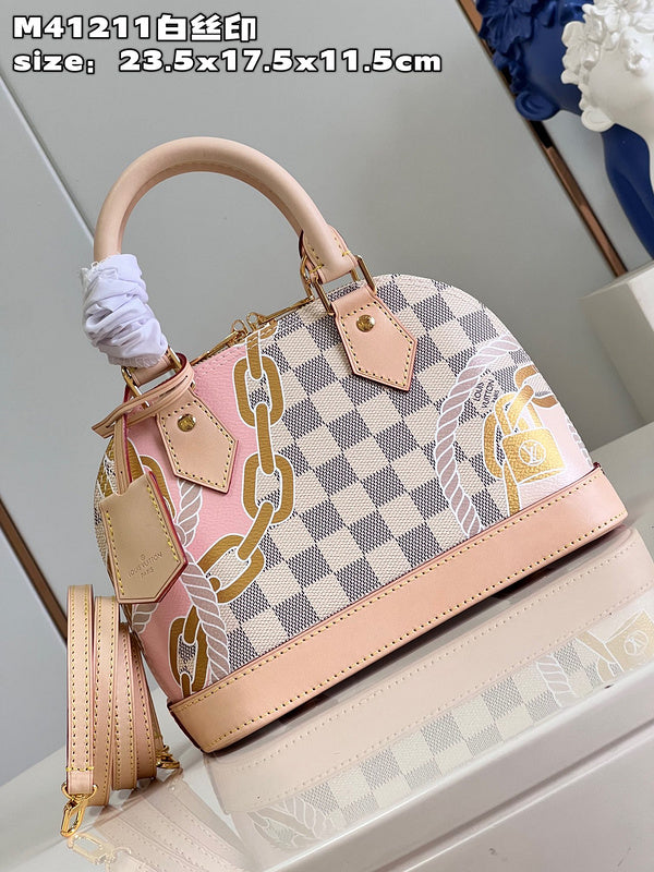 LOV - Luxurious Totes - 343