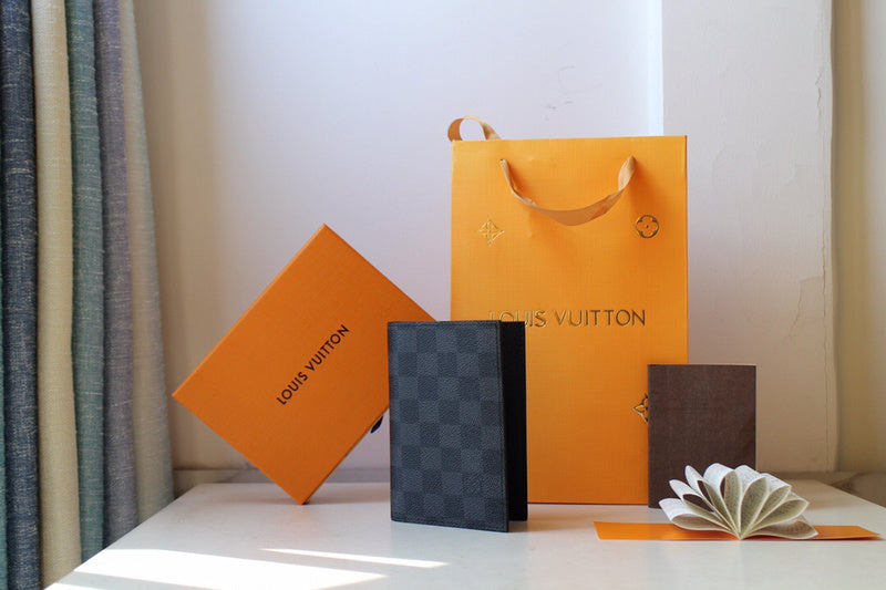 Luxurious Totes - Latest - 928