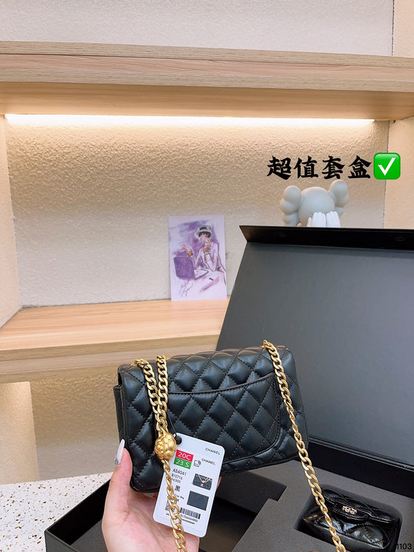 Luxurious Totes - CNL3 Bags - 197