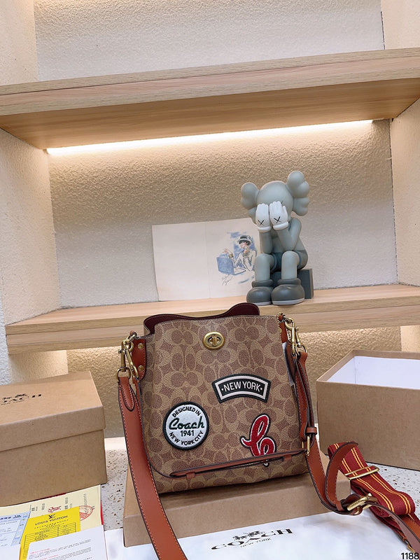 Luxurious Totes - CCH2 Bags - 102