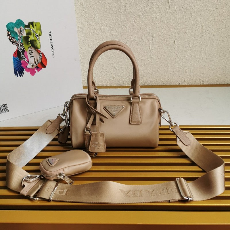 PDA - Luxurious Totes - 019