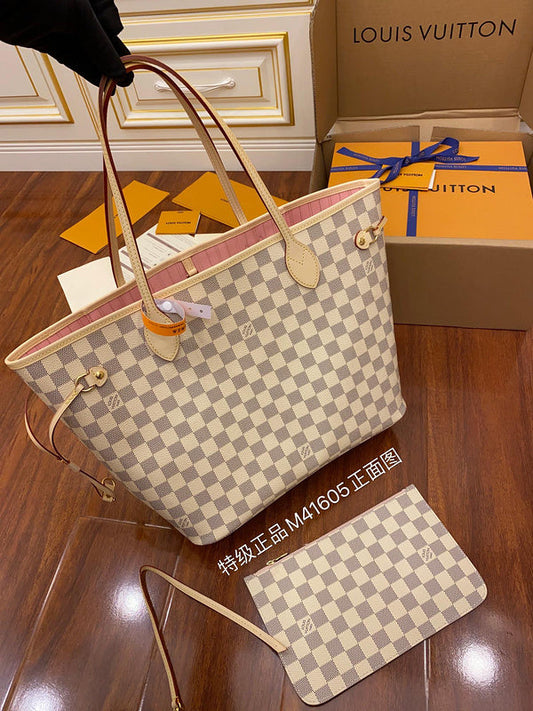 LOV - Luxurious Totes - 2524