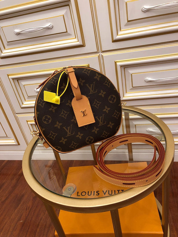 LOV - Luxurious Totes - 2656
