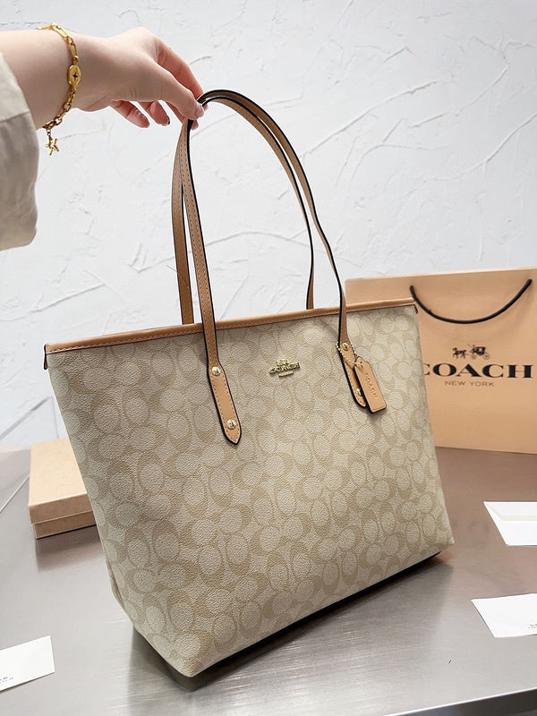 Luxurious Totes - CCH2 Bags - 151