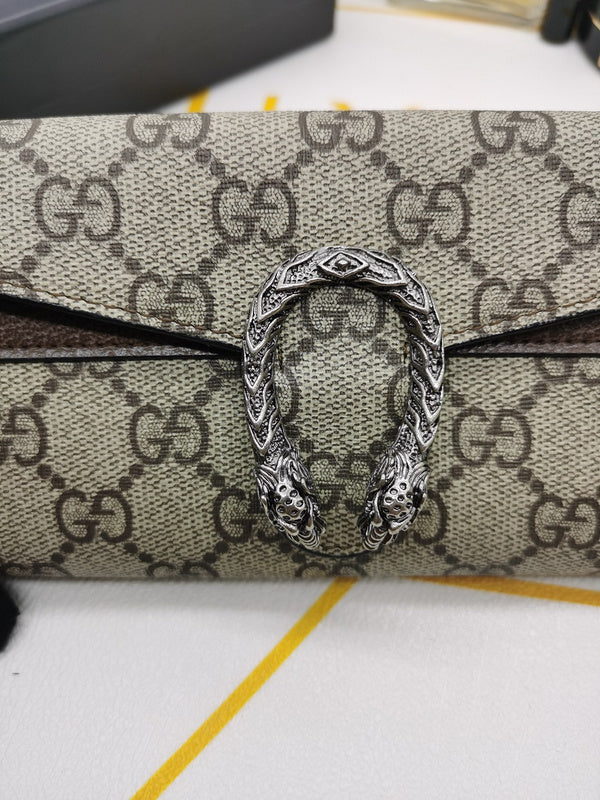 GUI - Luxurious Totes - 878