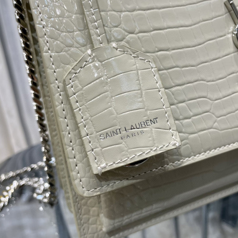 Luxurious Totes - Latest - 8962
