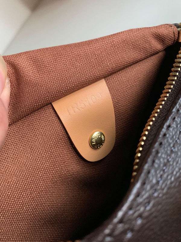 Luxurious Totes - Latest - 9707