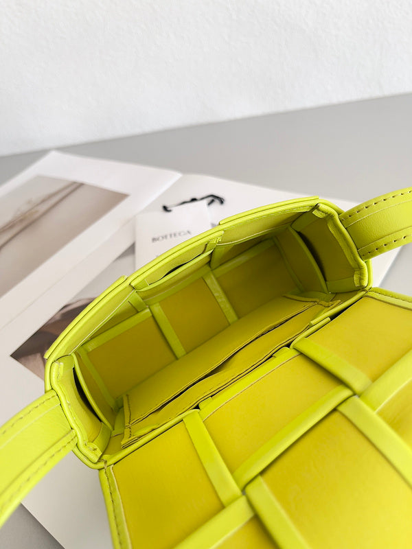 Luxurious Totes - Latest - 6989