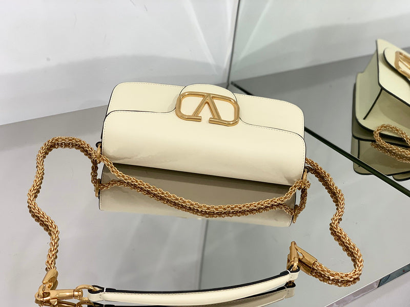 Luxurious Totes - Latest - 4456