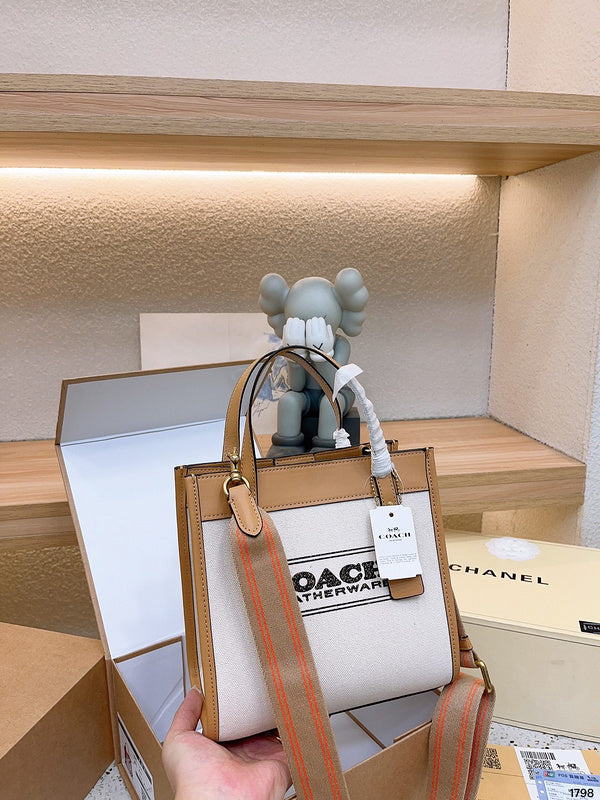 Luxurious Totes - CCH2 Bags - 013