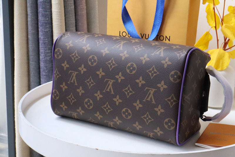LOV - Luxurious Totes - 1035