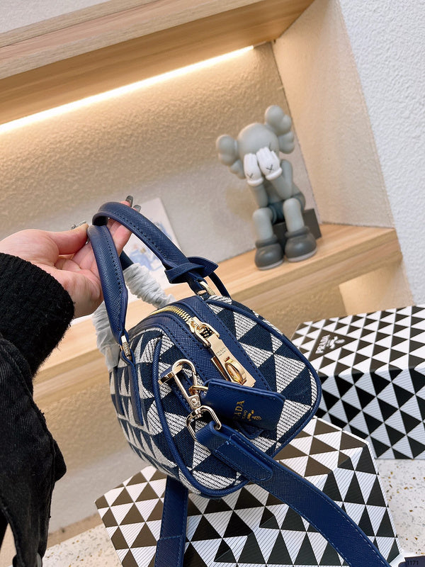 Luxurious Totes - PDA3 Bags - 307