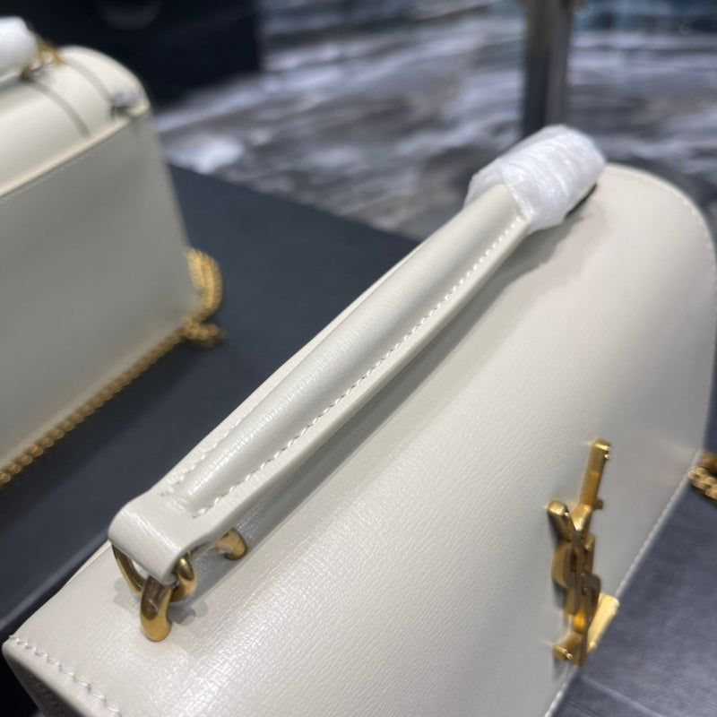 Luxurious Totes - Latest - 8234