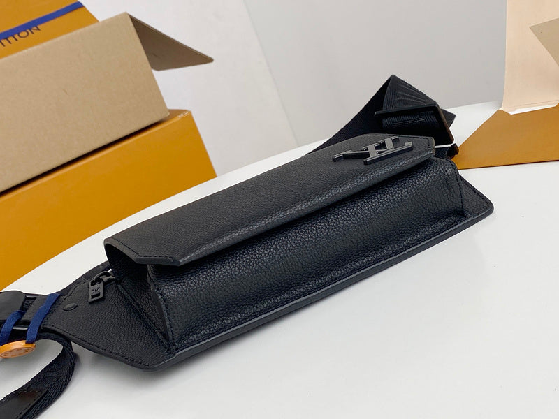 LOV - Luxurious Totes - 2438