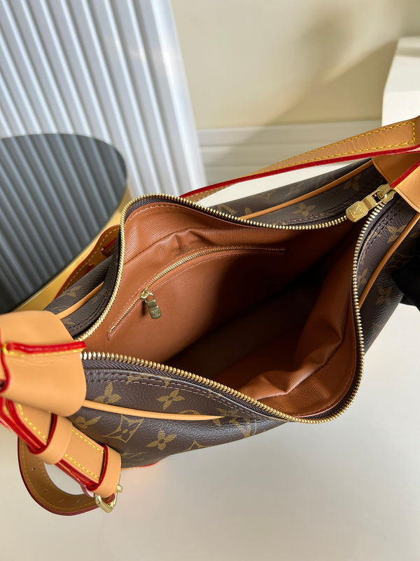 LOV - Luxurious Totes - 2191