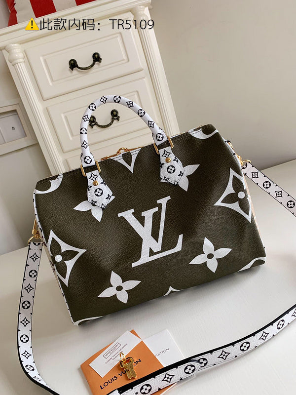 Luxurious Totes - Latest - 9712