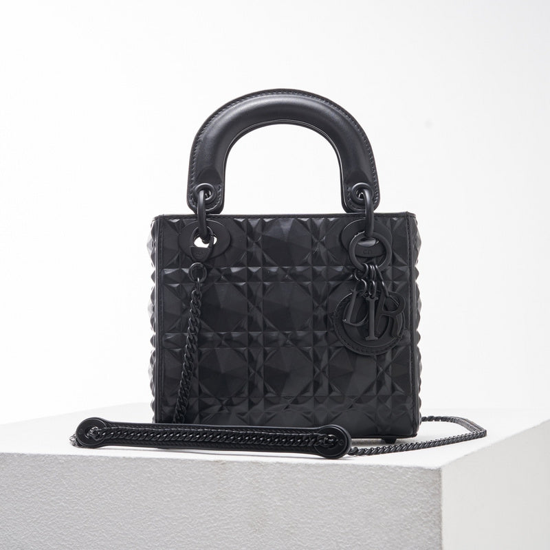 Luxurious Totes - Latest - 6481