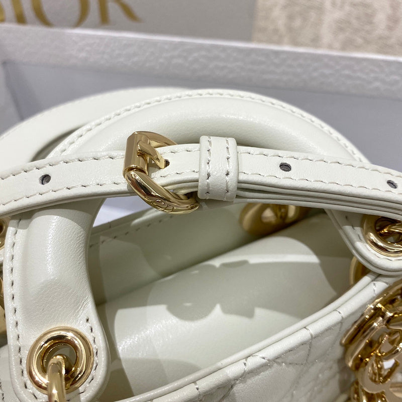 Luxurious Totes - Latest - 6396