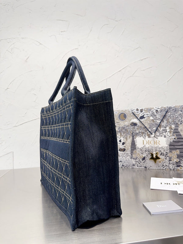 Luxurious Totes - DOR2 Bags - 090