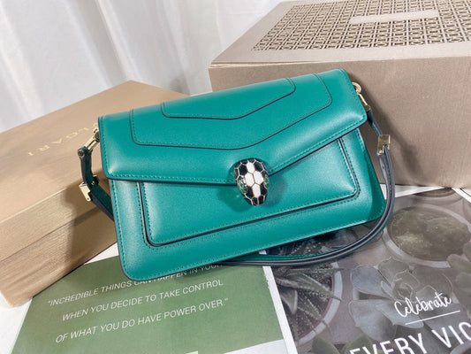 Luxurious-Totes - BVLGA Bags - 354