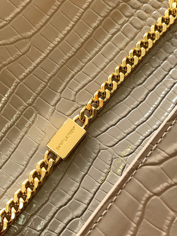 Luxurious Totes - Latest - 8107