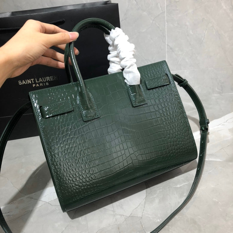 Luxurious Totes - Latest - 9477