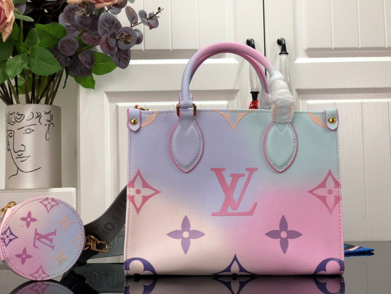 LOV - Luxurious Totes - 1580