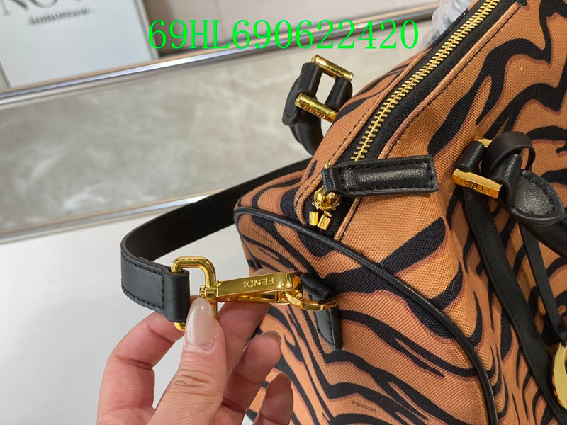 GC - Shoulder - 2875