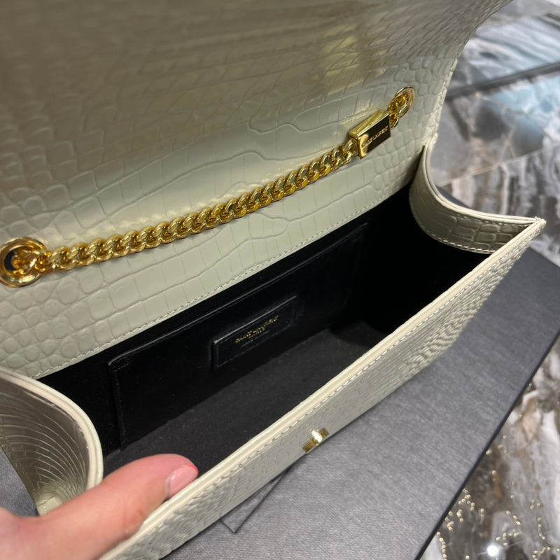 Luxurious Totes - Latest - 8453