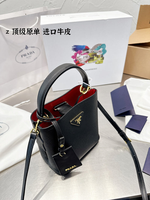 Luxurious Totes - PDA3 Bags - 228