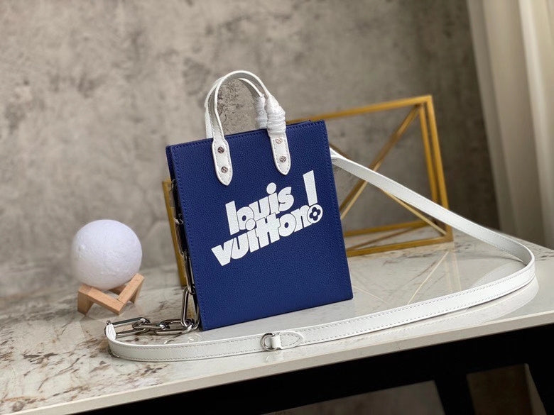 LOV - Luxurious Totes - 2356