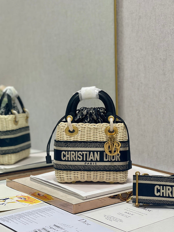 Luxurious Totes - Latest - 6341