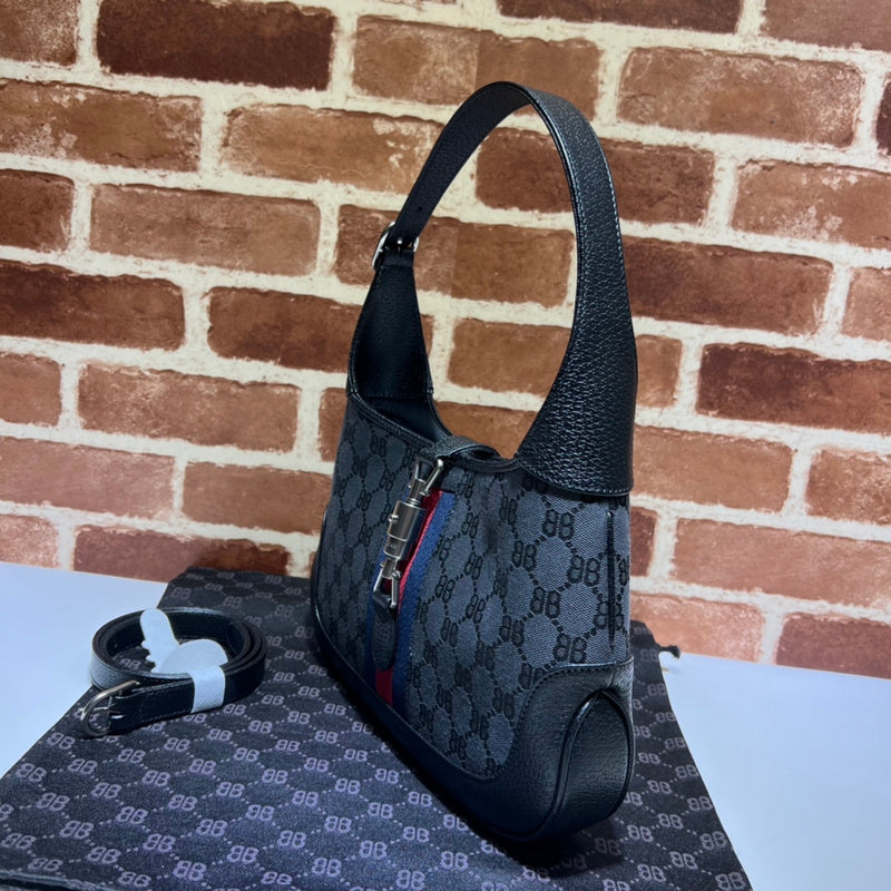 GUI - Luxurious Totes - 097