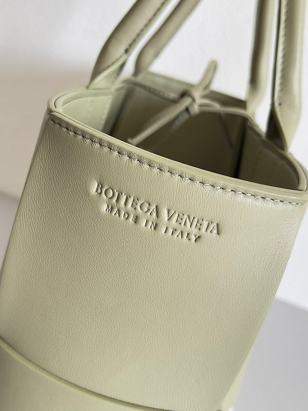 Luxurious Totes - Latest - 6970
