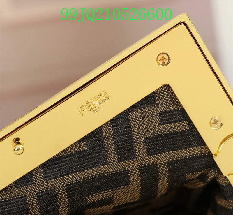 GC - Shoulder - 3190