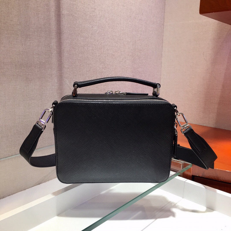 PDA - Luxurious Totes - 093