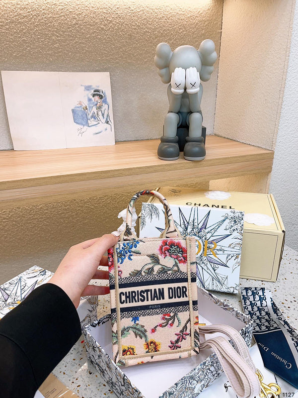 Luxurious Totes - DOR2 Bags - 127