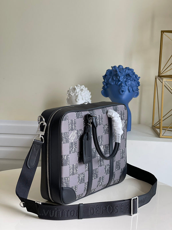 LOV - Luxurious Totes - 2229