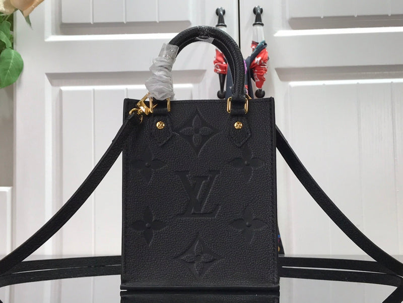 LOV - Luxurious Totes - 2476