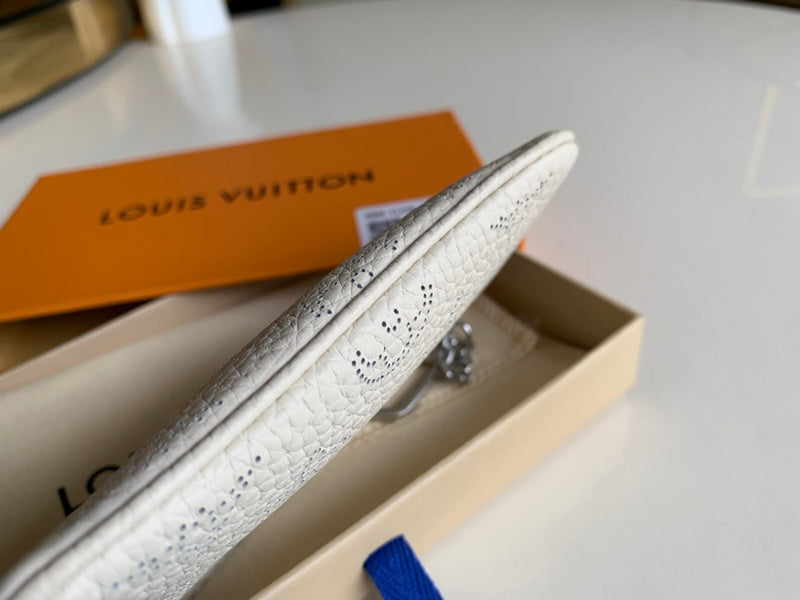 Luxurious Totes - Latest - 827