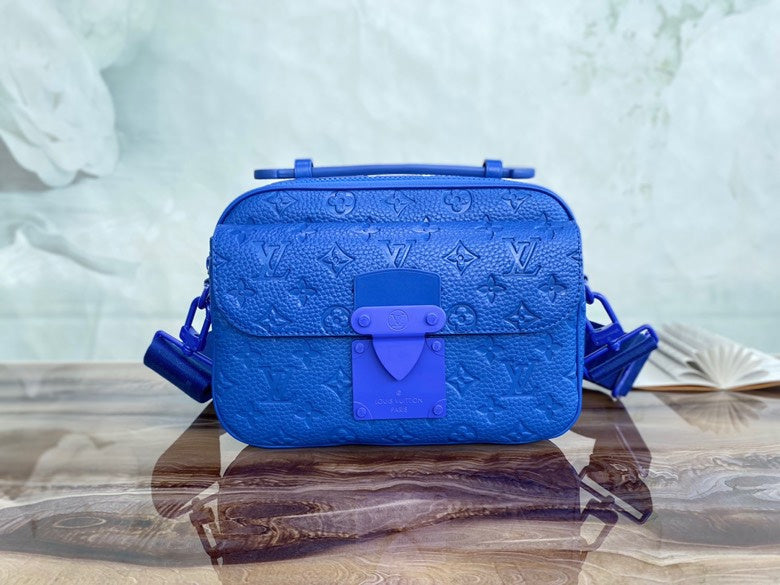 LOV - Luxurious Totes - 2294