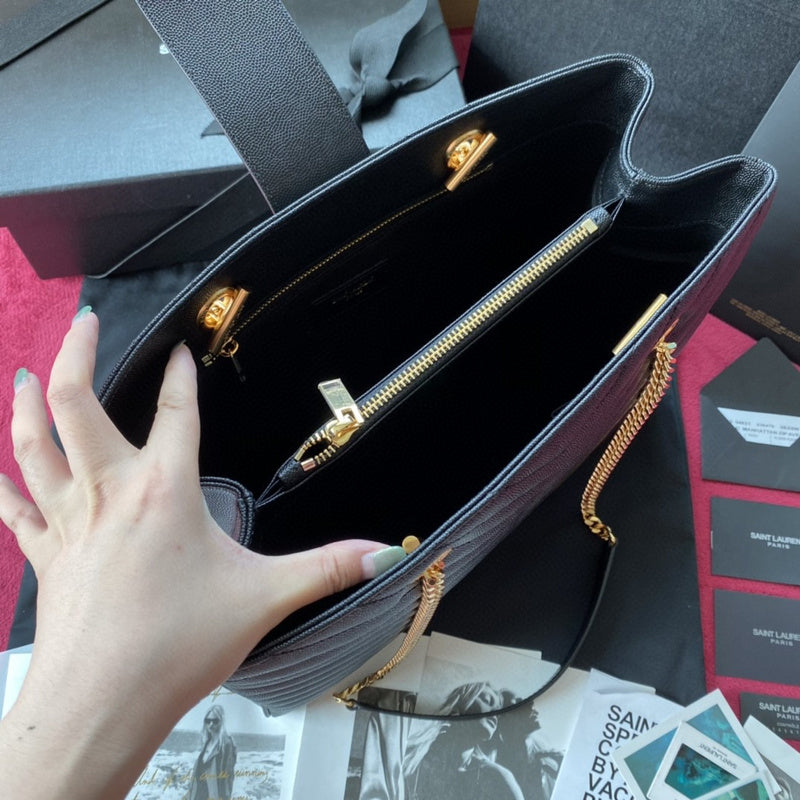 Luxurious Totes - Latest - 8910