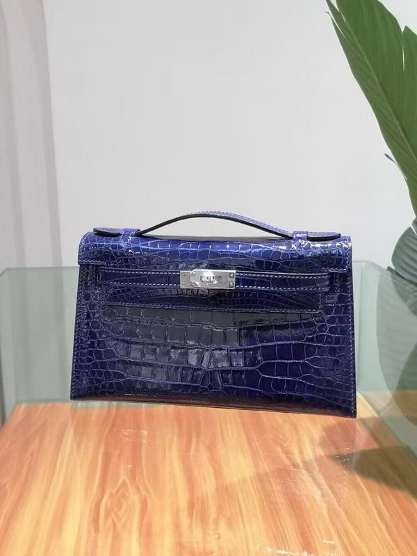HMS - Luxurious Totes - 015