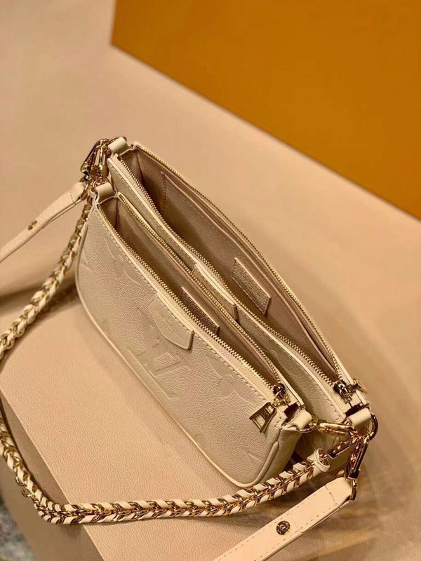 LOV - Luxurious Totes - 2310