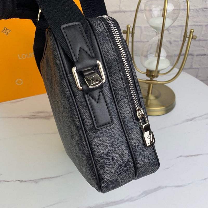 LOV - Luxurious Totes - 1603